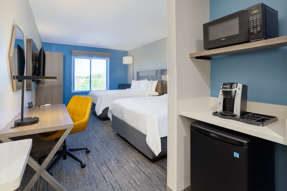 Holiday Inn Express Hotel & Suites New Tampa I 75 by IHG - photo 18