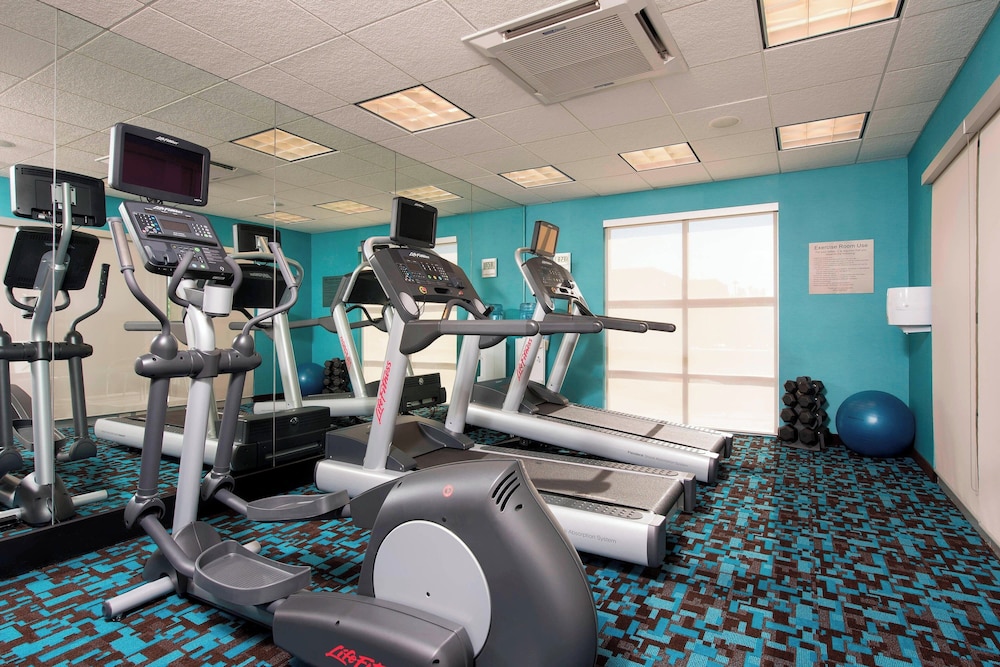 Fairfield Inn & Suites by Marriott Omaha Downtown - photo 18