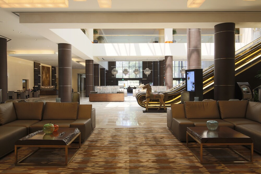 The L.A. Grand Hotel Downtown — 4-Star Luxury Hotel in Los Angeles, United States