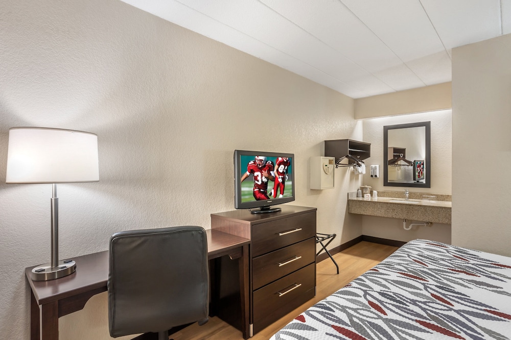 Red Roof Inn Danville PA - photo 8