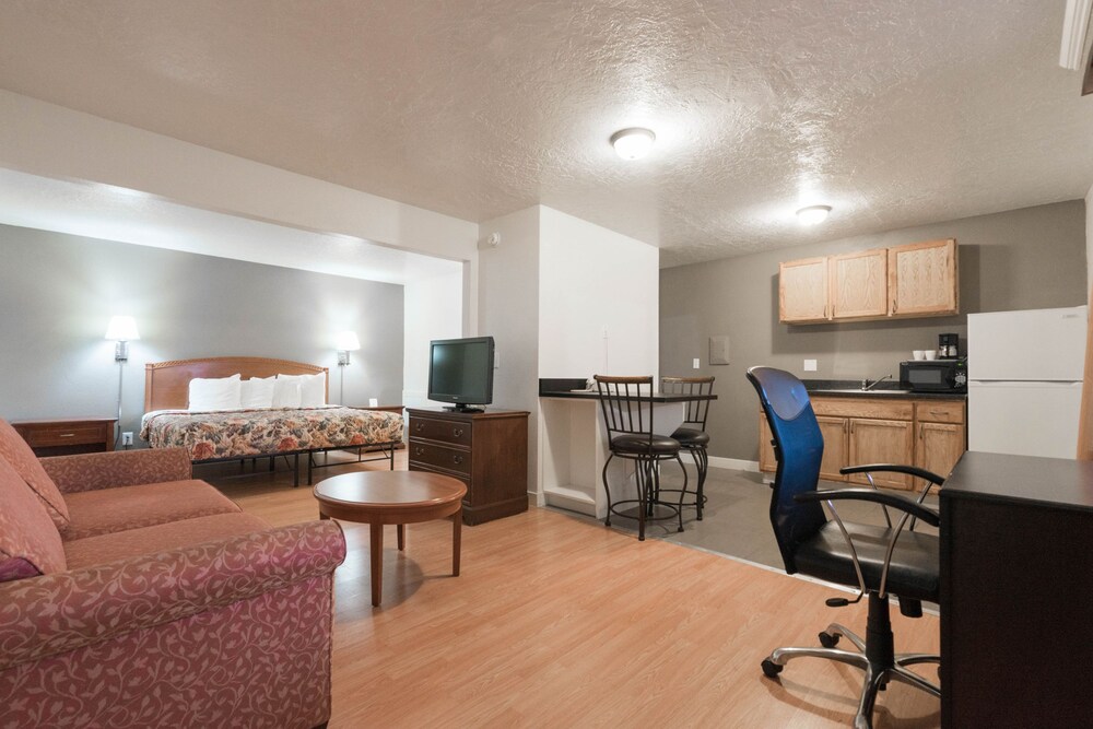 Little Suites Provo - photo 11