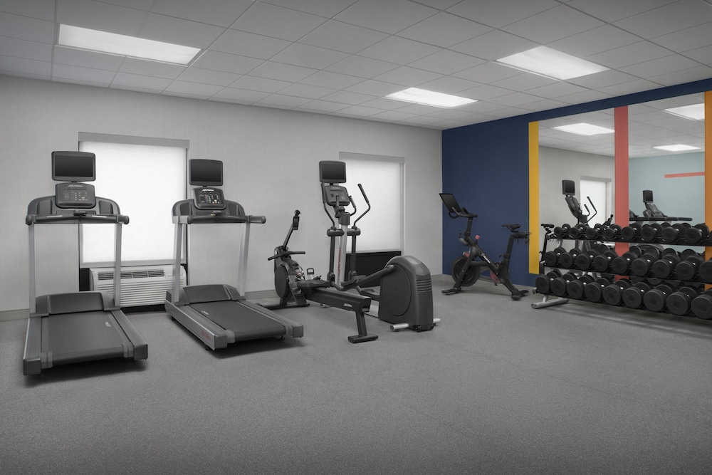Hampton Inn & Suites Laurel MS - photo 27