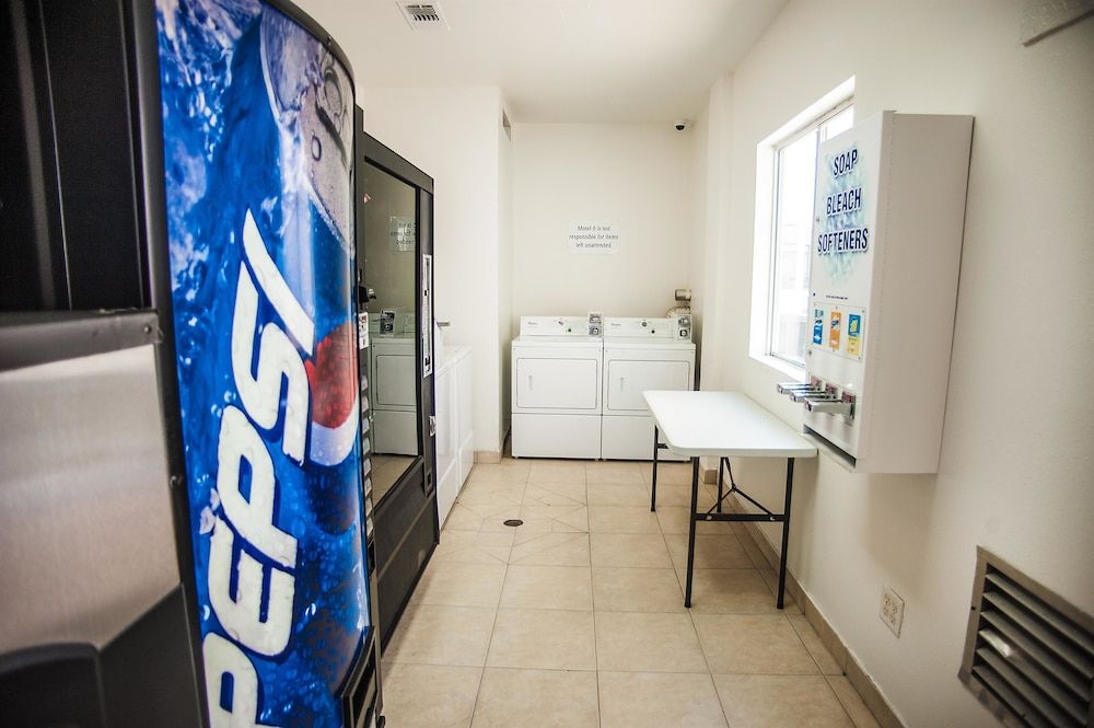 Motel 6 Corsicana - photo 24