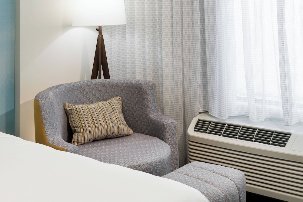 Courtyard by Marriott Hilton Head Island - photo 15