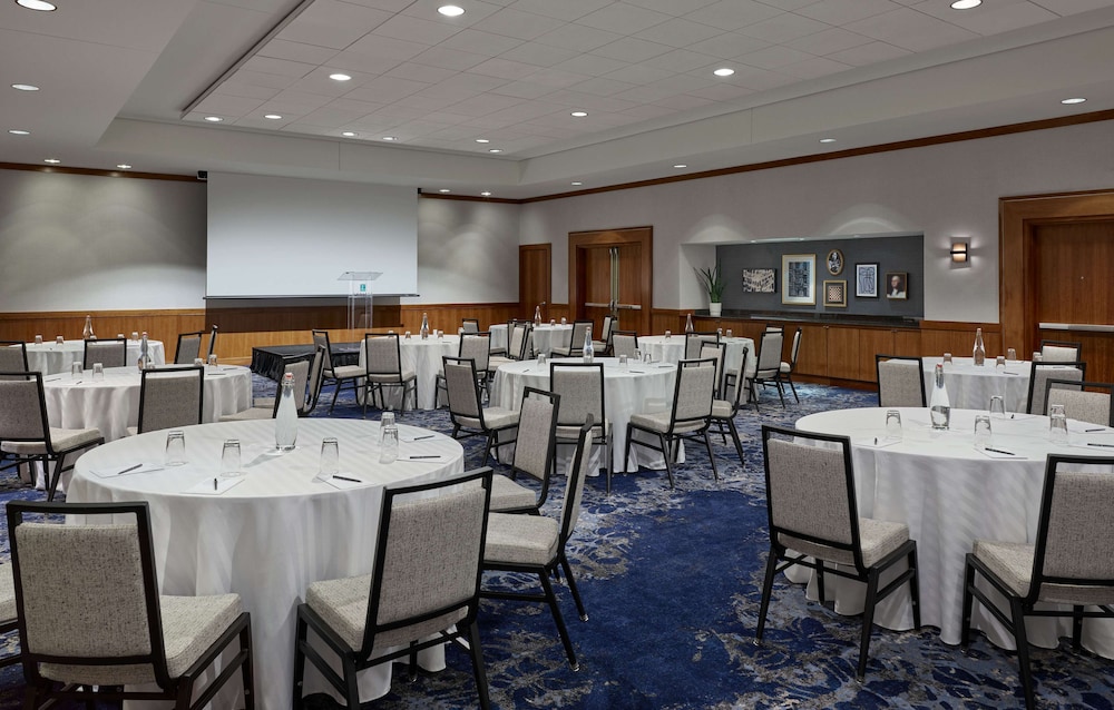 Embassy Suites by Hilton Washington D.C. Convention Center - photo 41