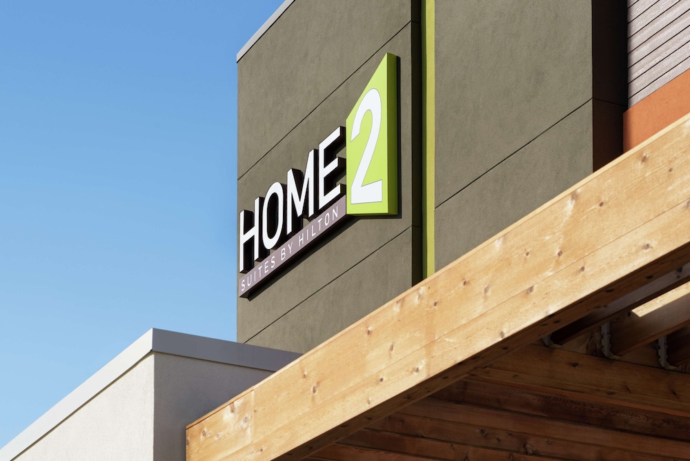 Home2 Suites by Hilton Bismarck - photo 51