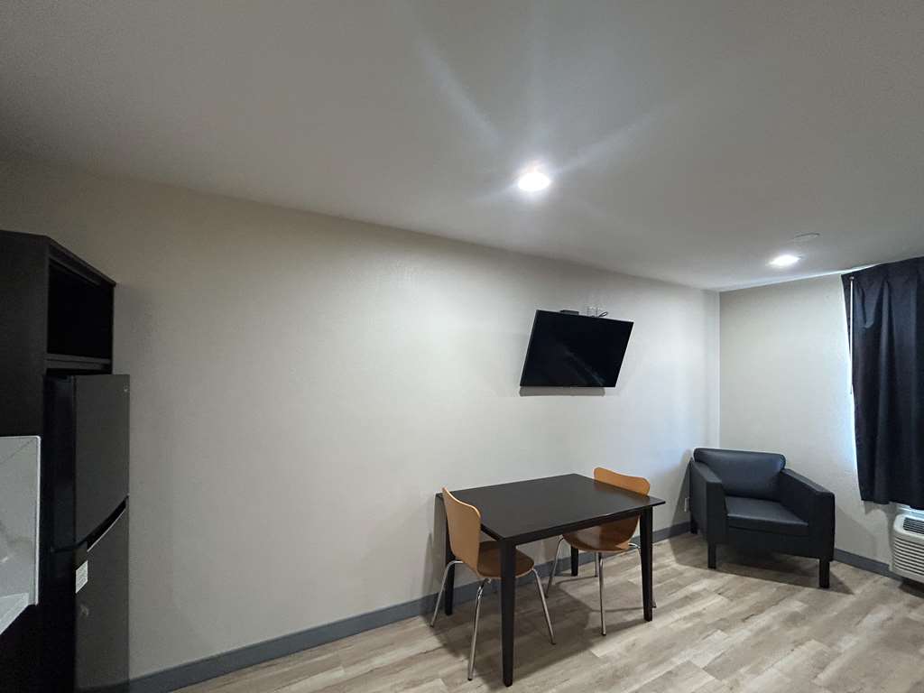 Studio6 Suites Cameron Park CA Folsom - photo 17