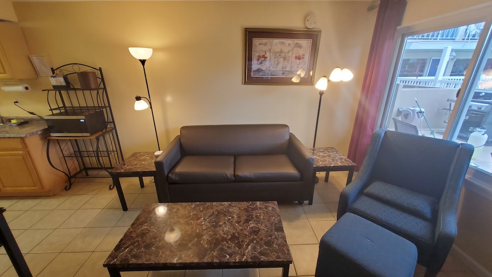 Sandbox Motel - photo 19