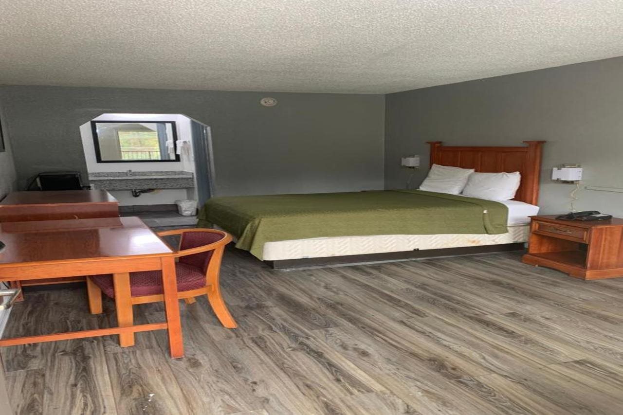 Rodeway Inn North Little Rock AR - photo 22