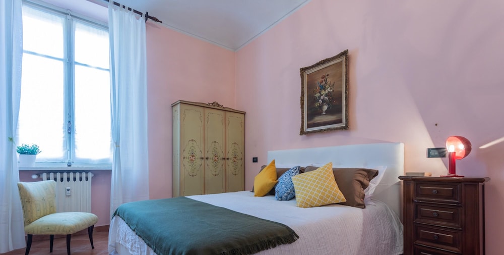 Frejus 48 Frejus Apartment — 4-Star Luxury Hotel in Turin, Italy