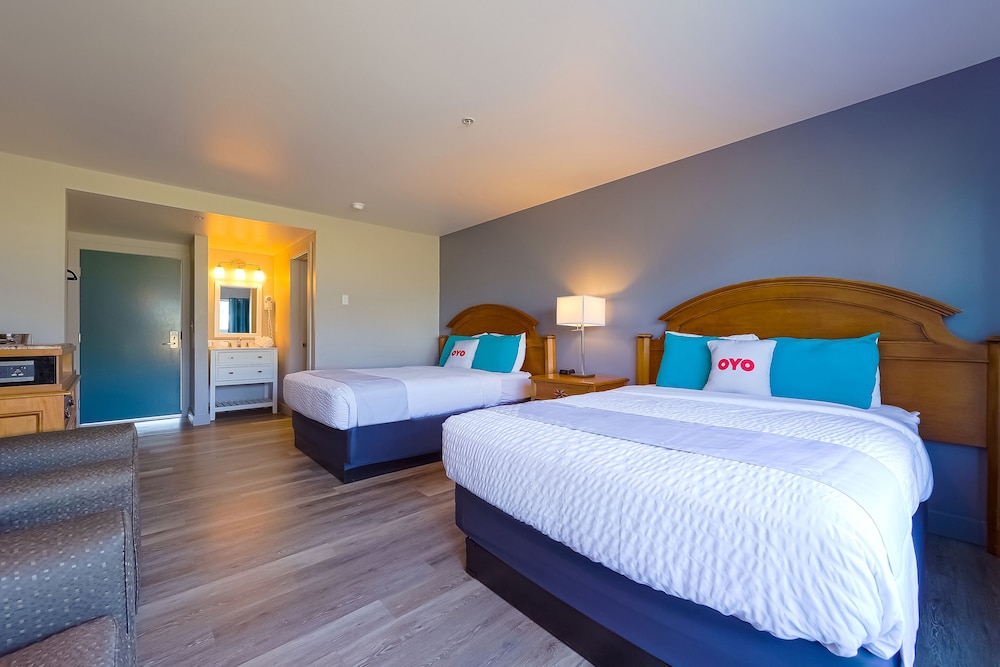 Waves Hotel NYE Beach Newport OR - photo 15