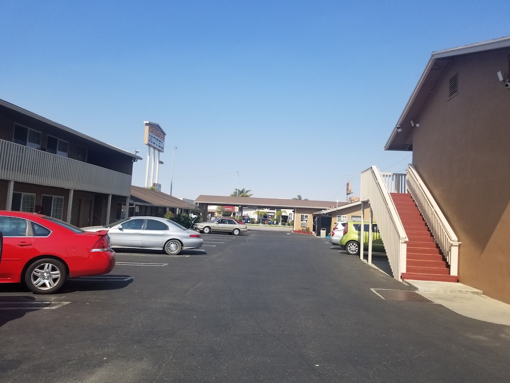 Buckboard Motel - photo 25