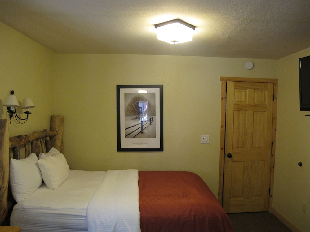 Convict Lake Resort - photo 55