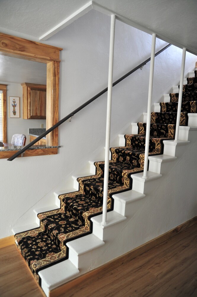 The Manor Motel - photo 54