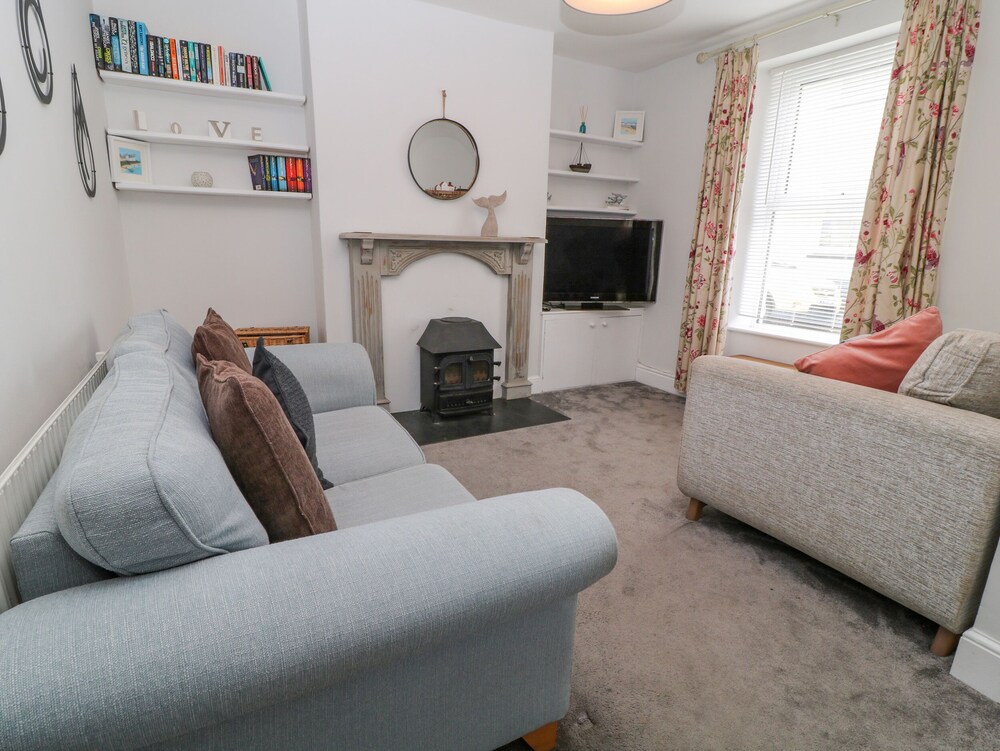 6 Milton Place in Bideford, United Kingdom