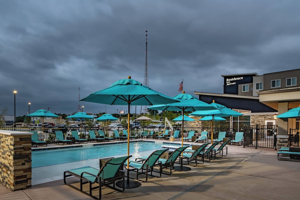 Residence Inn by Marriott Dallas at The Canyon - photo 13