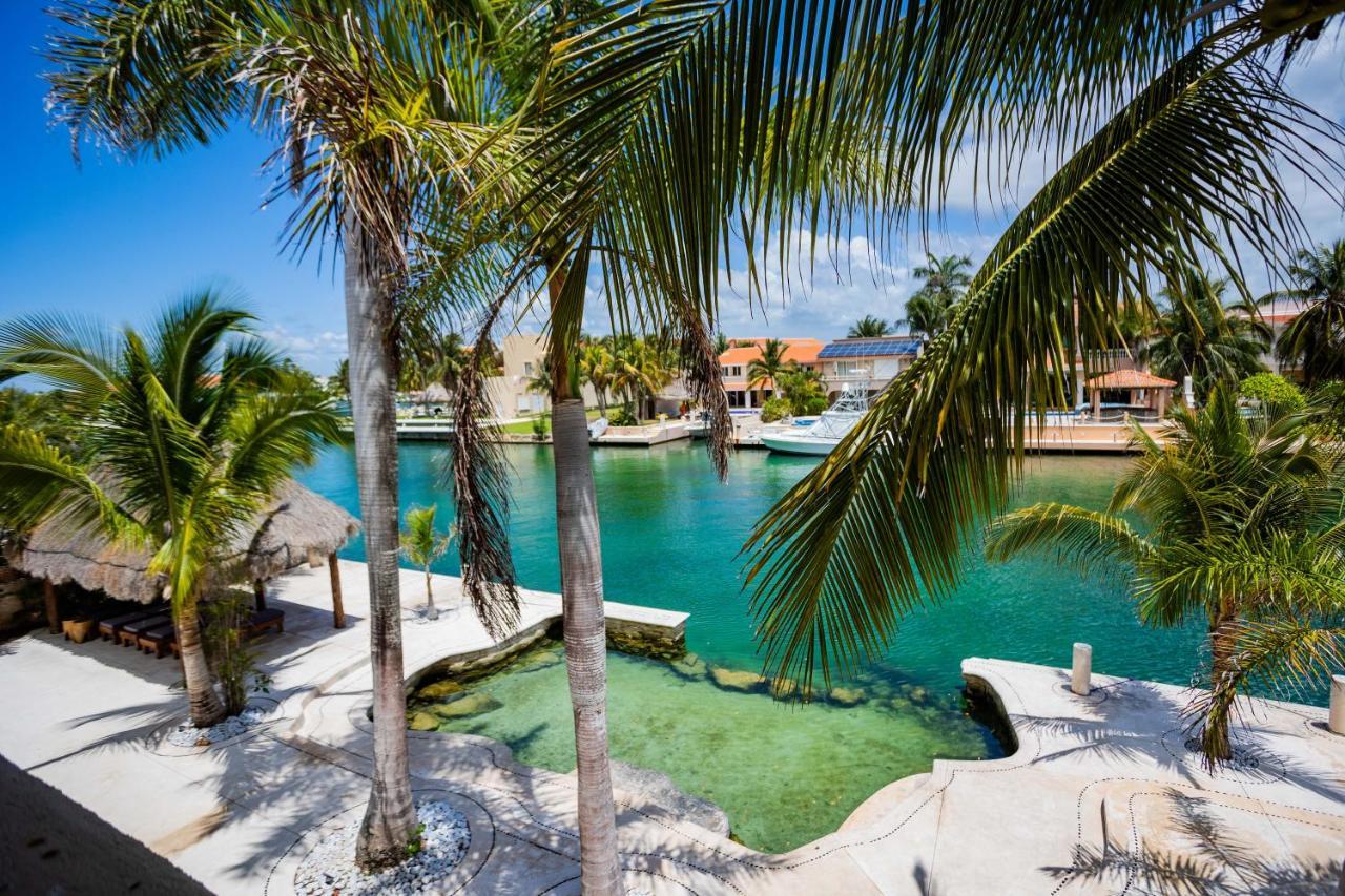 Magnifica casa laguna cerca de la playa. — 4-Star Luxury Hotel in Puerto Aventuras, Mexico