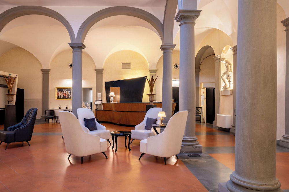 Hotel Centrale — 4-Star Luxury Hotel in Florence, Italy