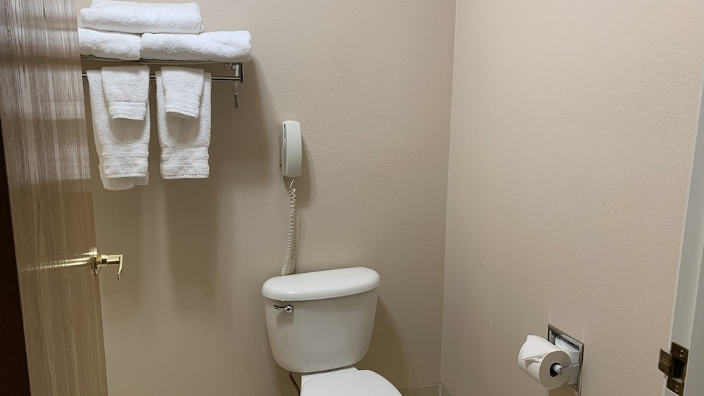 Fairbridge Inn & Suites Miles City - photo 43
