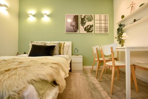 Spacious 1BR in the City Center Amazing for Extended Stays — 4-Star Luxury Hotel in Bucharest, Romania