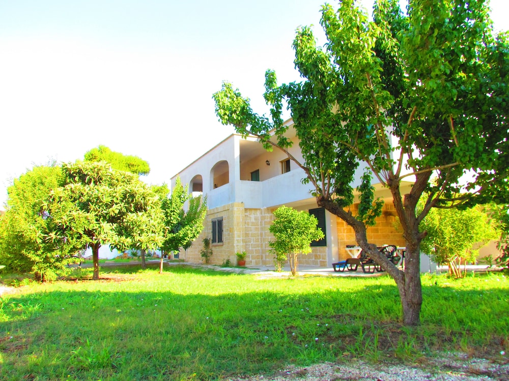 Appartamento Vicino La Spiaggia 6162965 — Torchiarolo