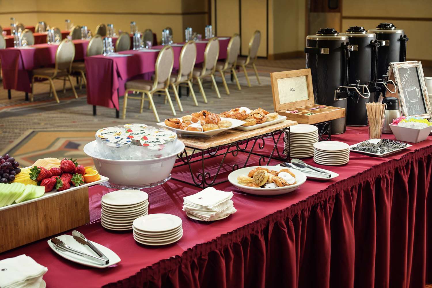 DoubleTree by Hilton Claremont - photo 13