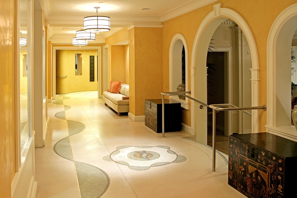 The Huntington Hotel - photo 16