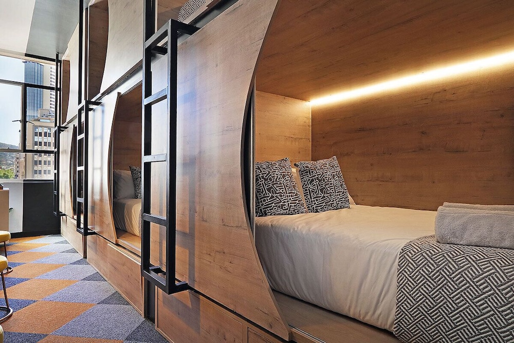 Hippo Pod Hostel Adults Only Cape Town
