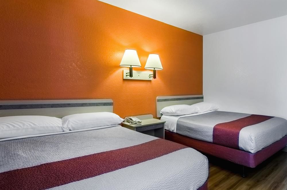 Motel 6 Centralia - photo 13