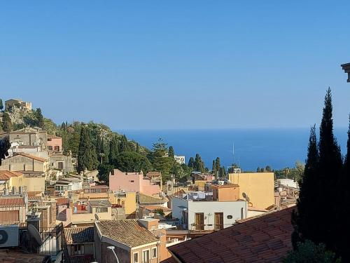 Casa Cesare City centre & sea view — 4-Star Luxury Hotel in Taormina, Italy