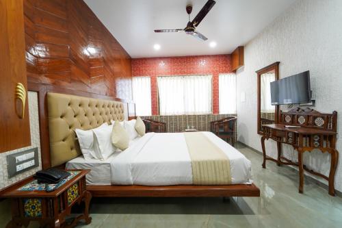 Hotel Bright Star — Mahabaleshwar — photo 2