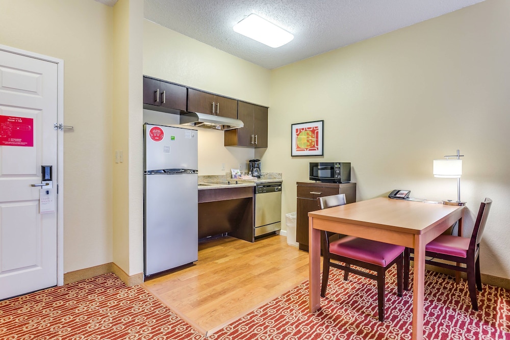 TownePlace Suites Dallas Bedford - photo 12