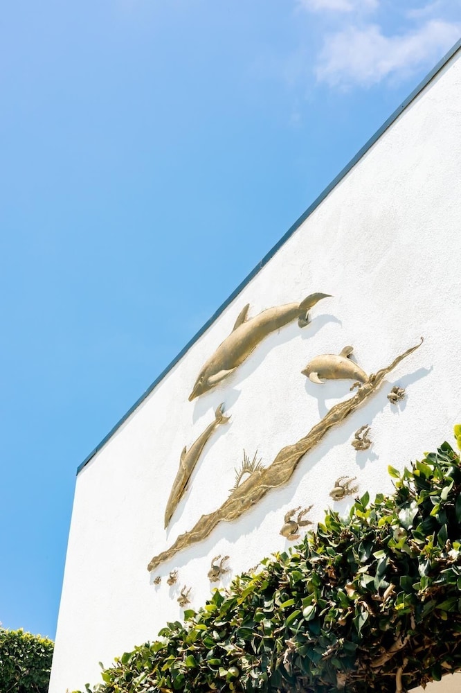 Laguna Cove Hotel - photo 99