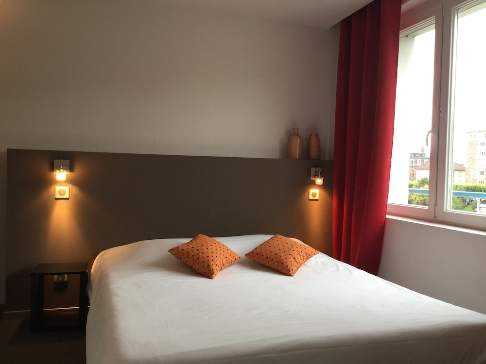 Le Globe - last minute hotel in Unknown City