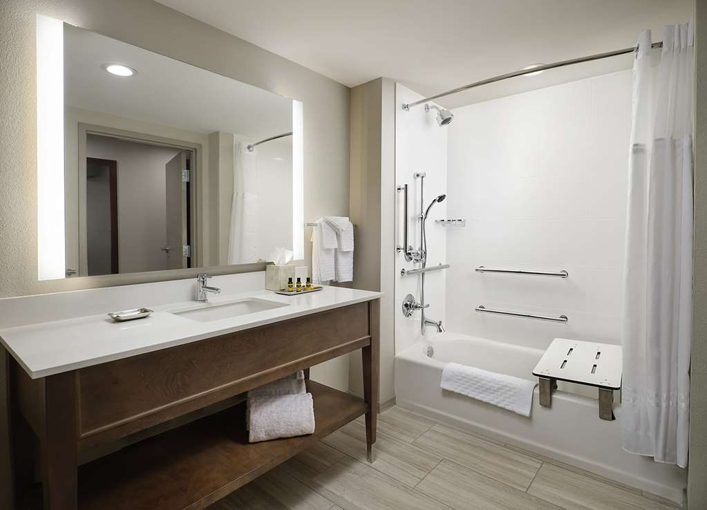 Best Western Plus Desoto - photo 18