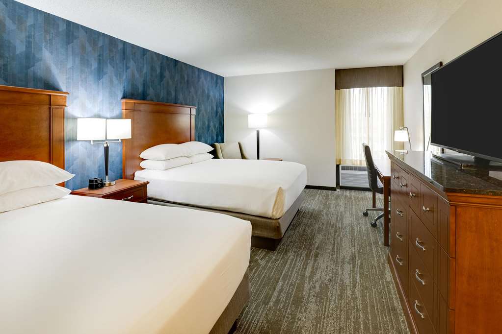 Drury Inn & Suites St. Louis St. Peters - photo 23