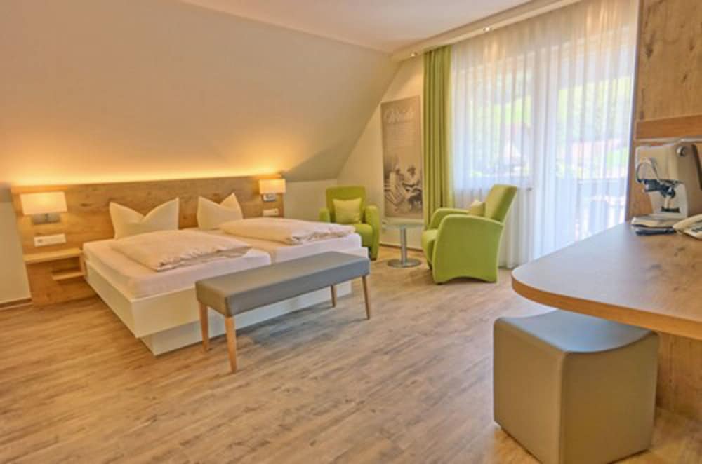 Hotel Garni Bergblick — hotel in Biberach