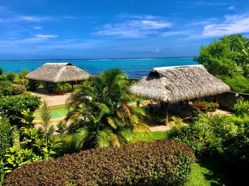 Superbe bord de mer accès lagon et piscine privée — 4-Star Luxury Hotel in Paea, French Polynesia