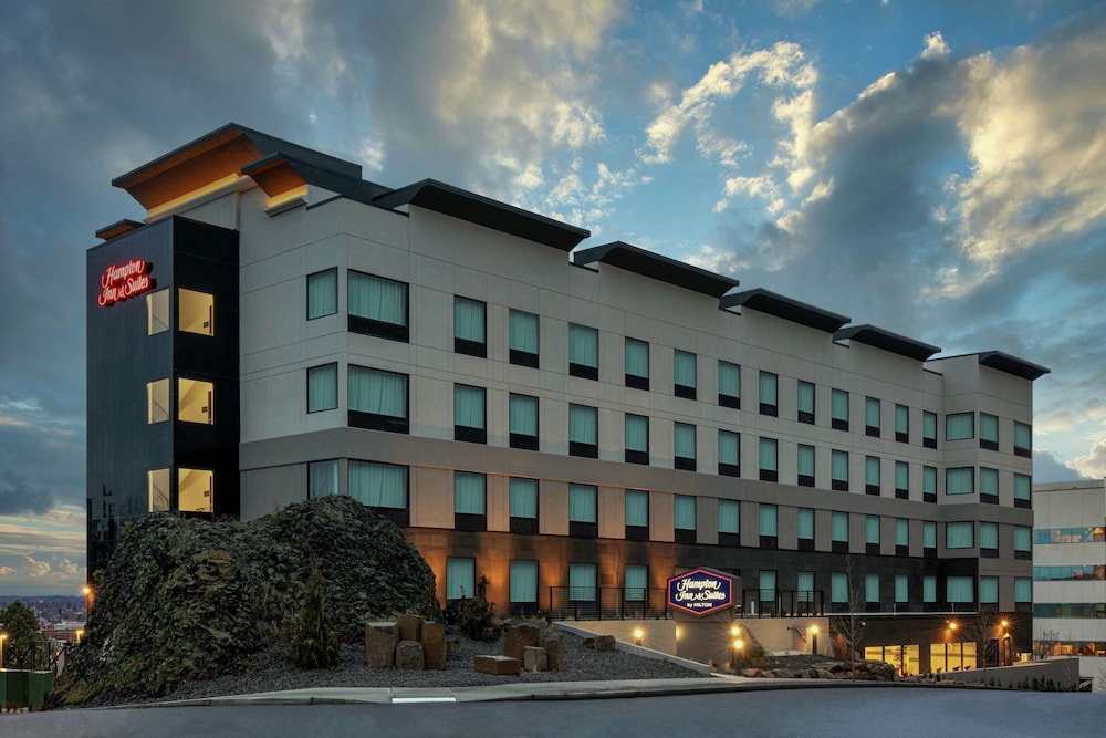 Hampton Inn & Suites Spokane Downtown South - photo 65
