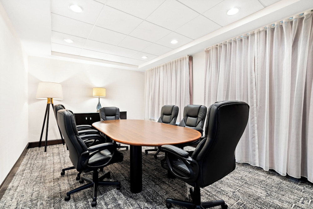 Staybridge Suites Cincinnati North by IHG - photo 84