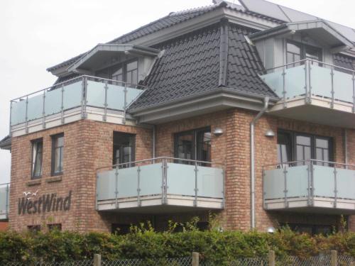 Appartementhaus Westwind — 4-Star Luxury Hotel in Busum, Germany
