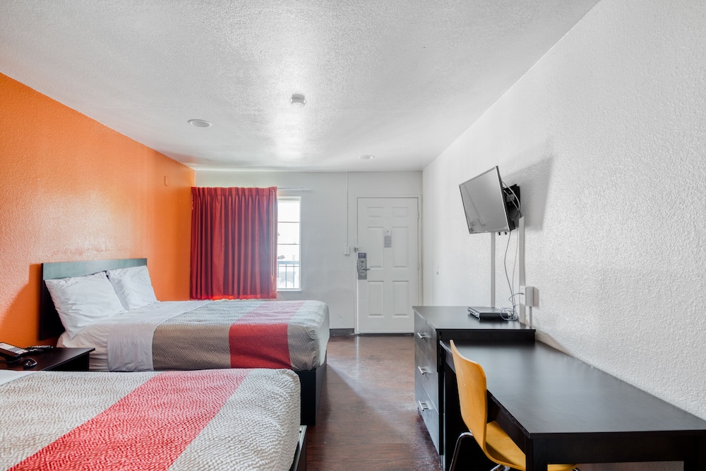 OYO Hotel Baton Rouge East I 12 Louisiana - photo 5
