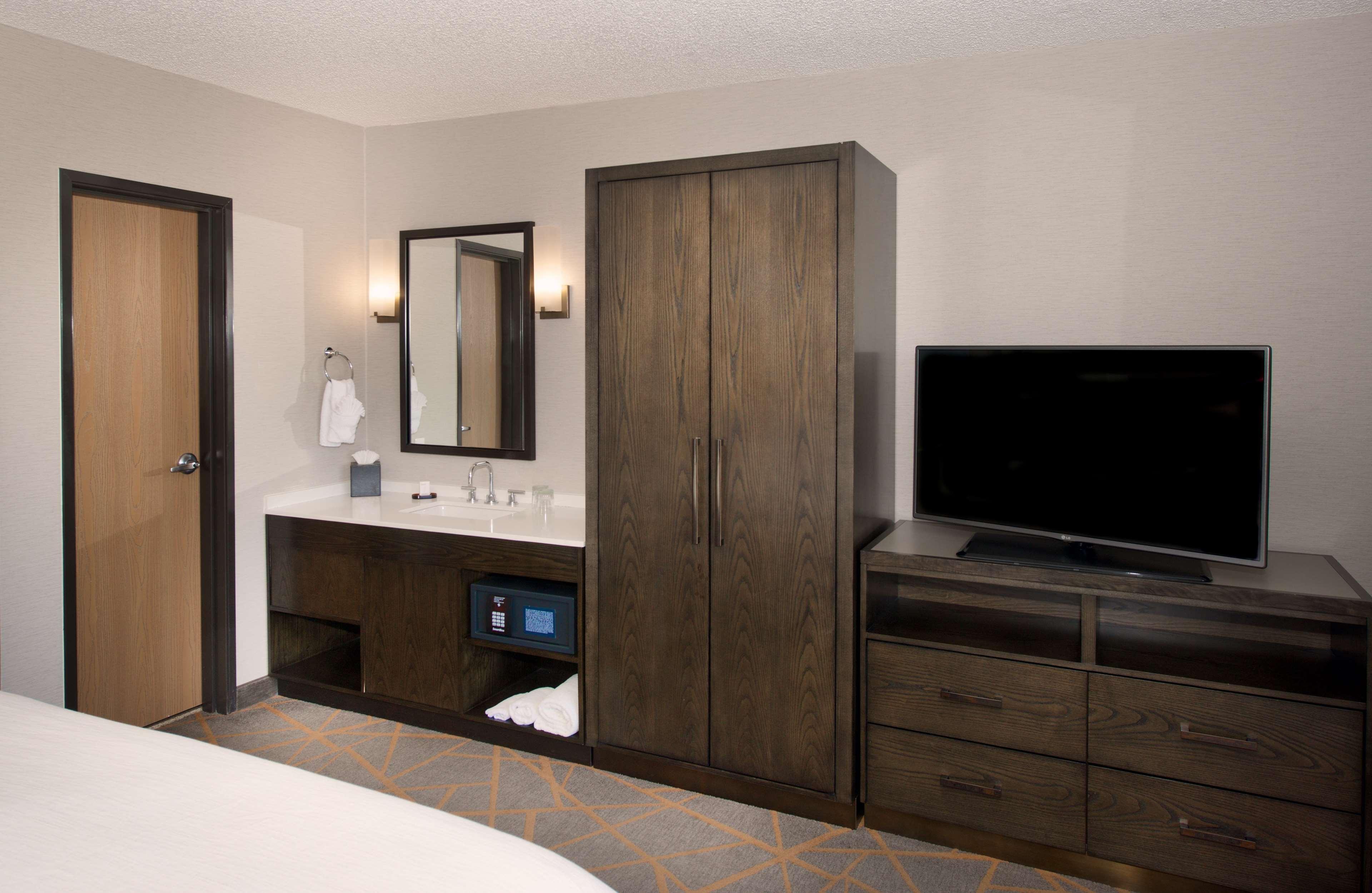 Embassy Suites by Hilton Denver Tech Center North - photo 26