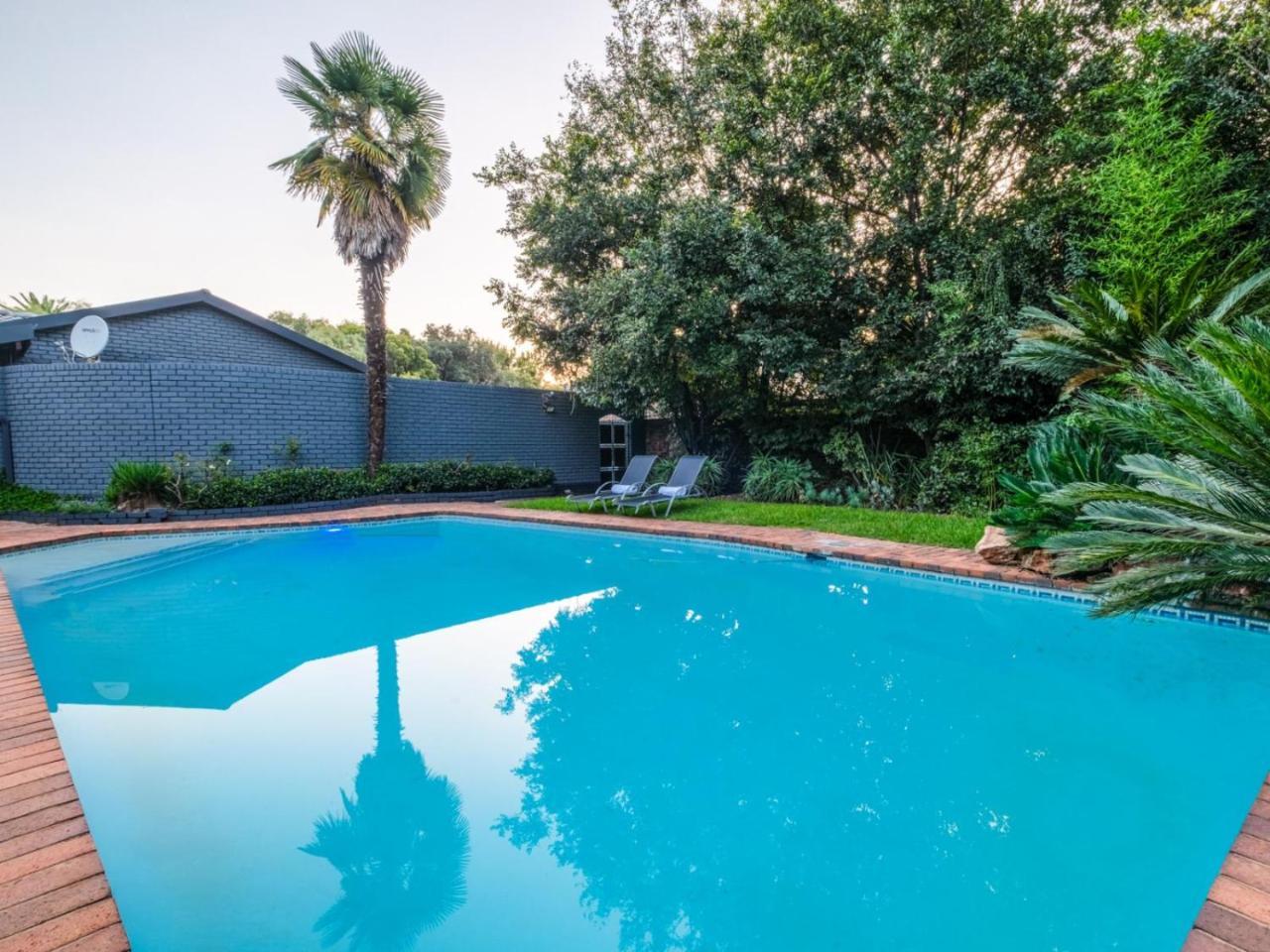 Hurlingham House Guest House — 4-Star Luxury Hotel in Johannesburg, South Africa
