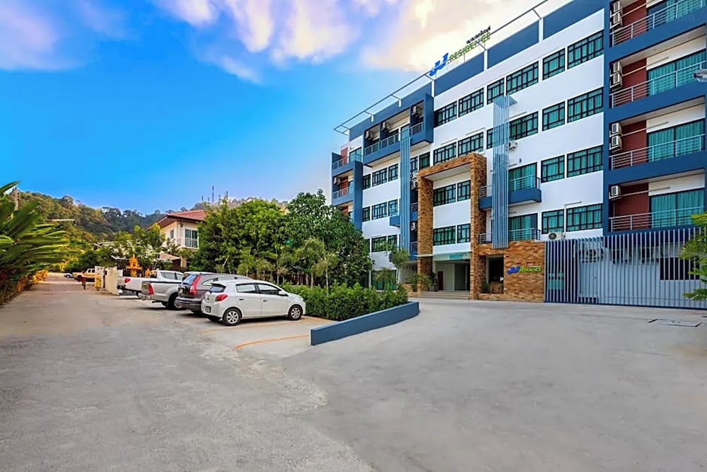Jj Residence Phuket Town 6973377 — Ratsada