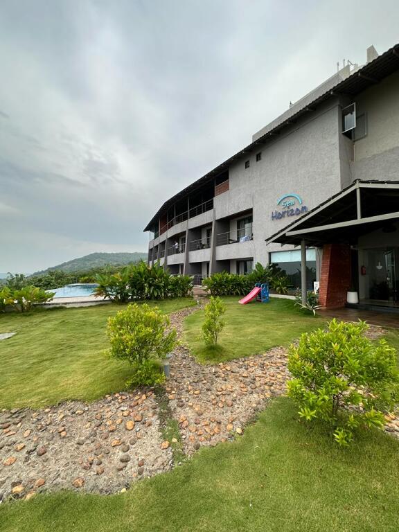 Sea Horizon Resort - carbon neutral hotel in Vengurla