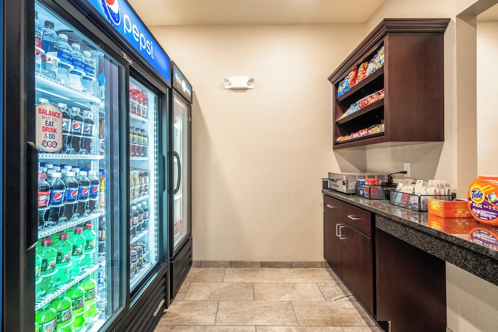 Cobblestone Inn & Suites Kermit - photo 25