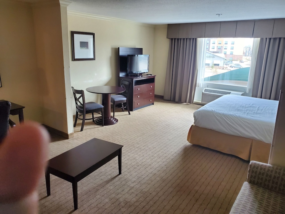 The Arc Hotel - photo 14