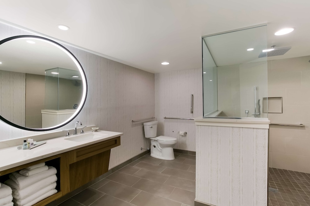 Best Western Premier The Central Hotel & Conference Center - photo 27