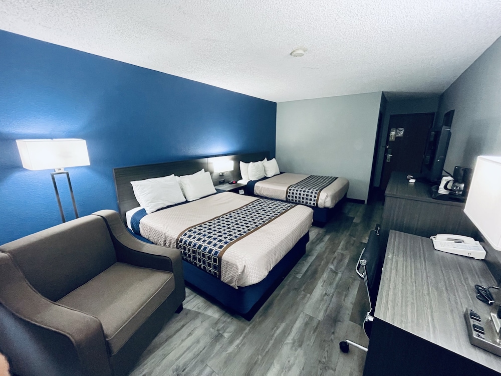 Americas Choice Inn And Suites - photo 11